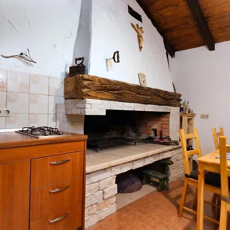 Vintage Winehouse Backov Holiday home Pakostane